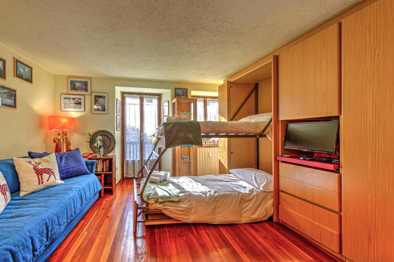 Appartamento Claire - Relax Con Splendida Vista - Cour 0081 Courmayeur Exterior photo